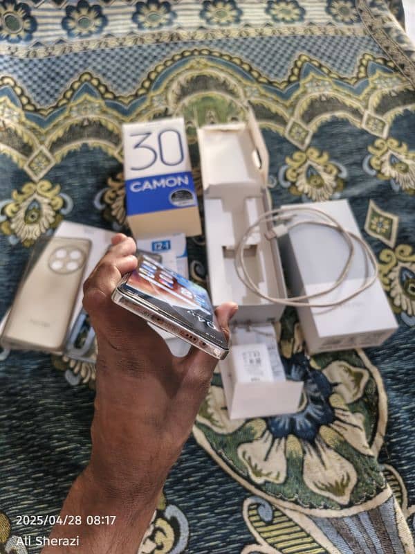 Tecno Camon 30 Ram 12+12 Rom 256 5 Month warranty 3