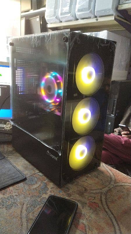 Thunder gaming  cassing . . . edragon gaming  cassing 4