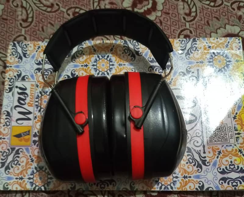 Earmuffs 1