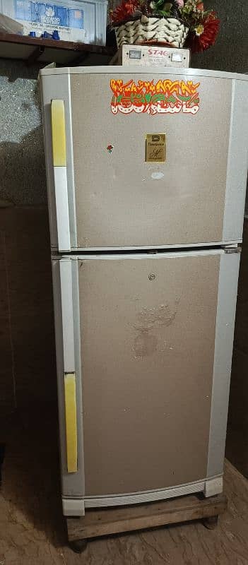DAWLANCE REFRIGERATOR FOR SALE URGENT 1