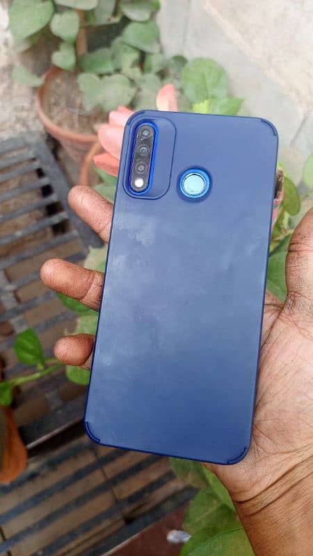 tecno spark 4 ram3gb  rom32gb 4