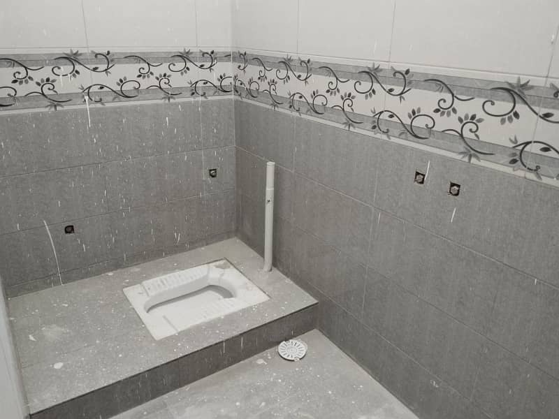 Green town Bwp 5 mrla single story fuly marbl house urgent Sale just 64 lak dmd, 03006803629 2