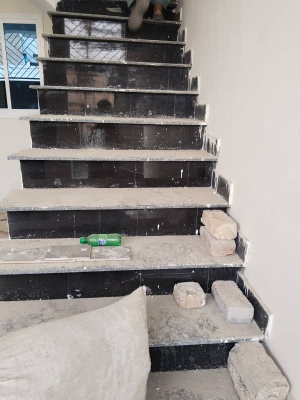 Green town Bwp 5 mrla single story fuly marbl house urgent Sale just 64 lak dmd, 03006803629 3