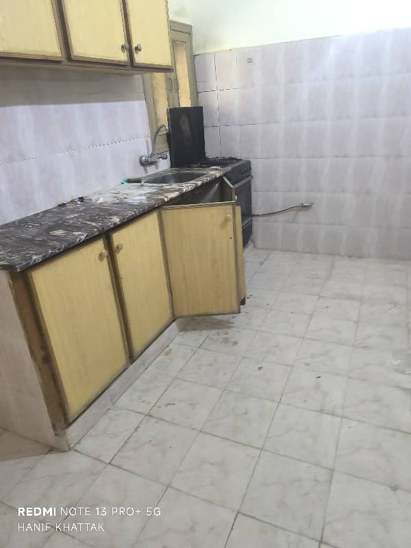 5 beds & 5 baths full house available for rent in G10 4