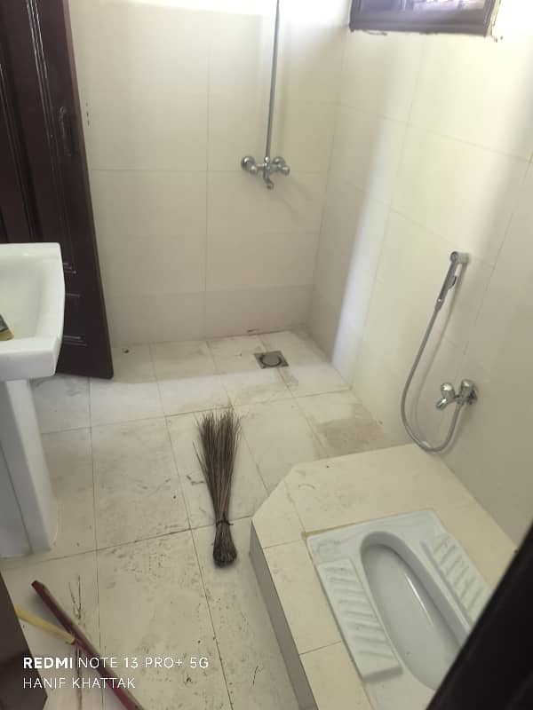 5 beds & 5 baths full house available for rent in G10 7