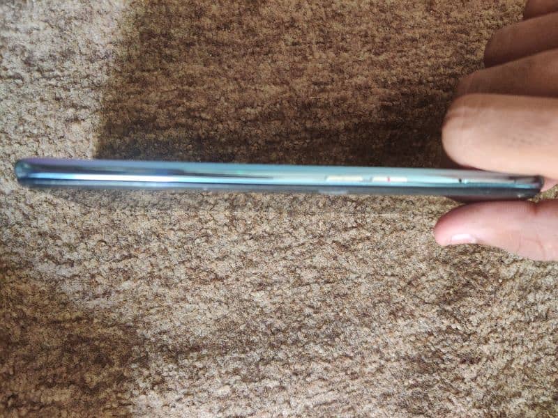 Oppo F 15 1