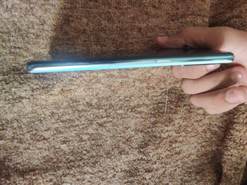 Oppo F 15 3