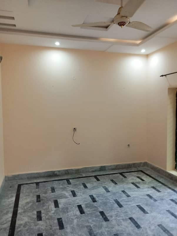 beautiful house khula aur khshada for rent 4
