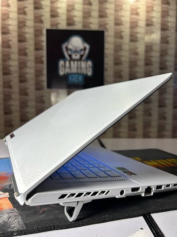 Asus Rog Zephyrus Gaming Laptop 8