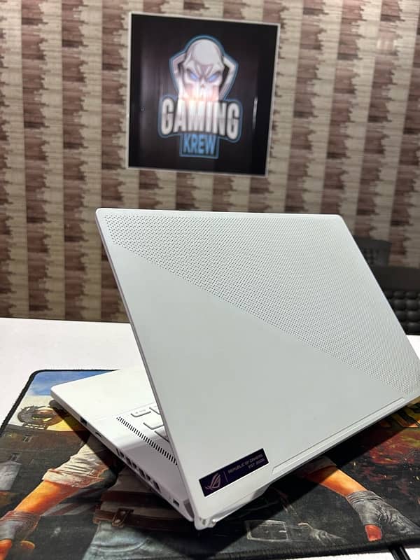 Asus Rog Zephyrus Gaming Laptop 10