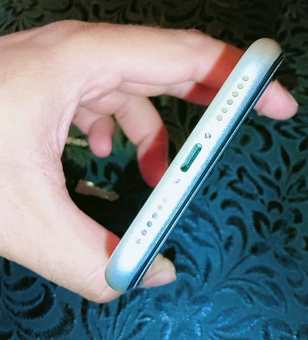 I Wana sale my phone 5