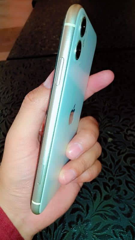 I Wana sale my phone 7