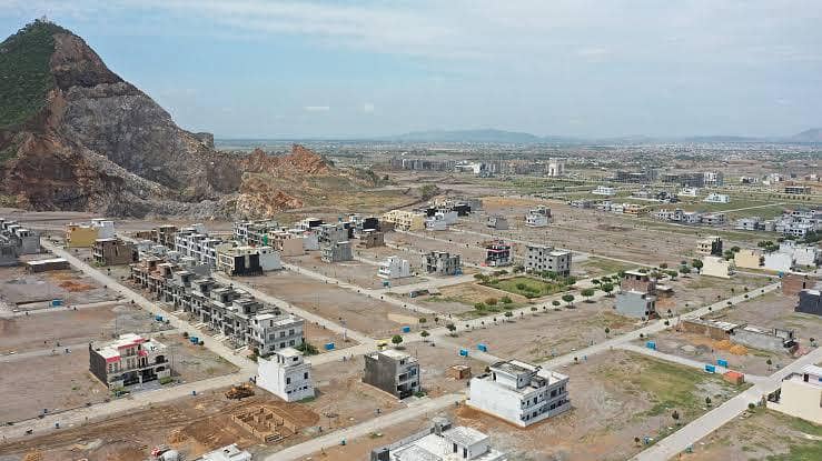5 Marla Residential Corner Plot Available For Sale in Faisal Hills Taxila 10