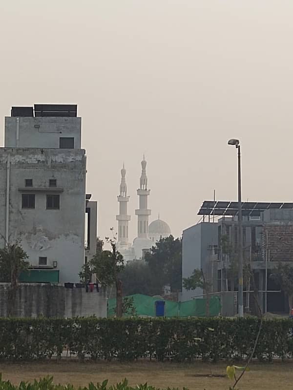 Facing Park Plot For Sale In Bahria Orchard Phase 2 Lahore 18