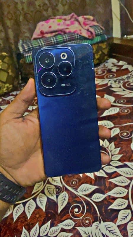 Infinix hot 40 0