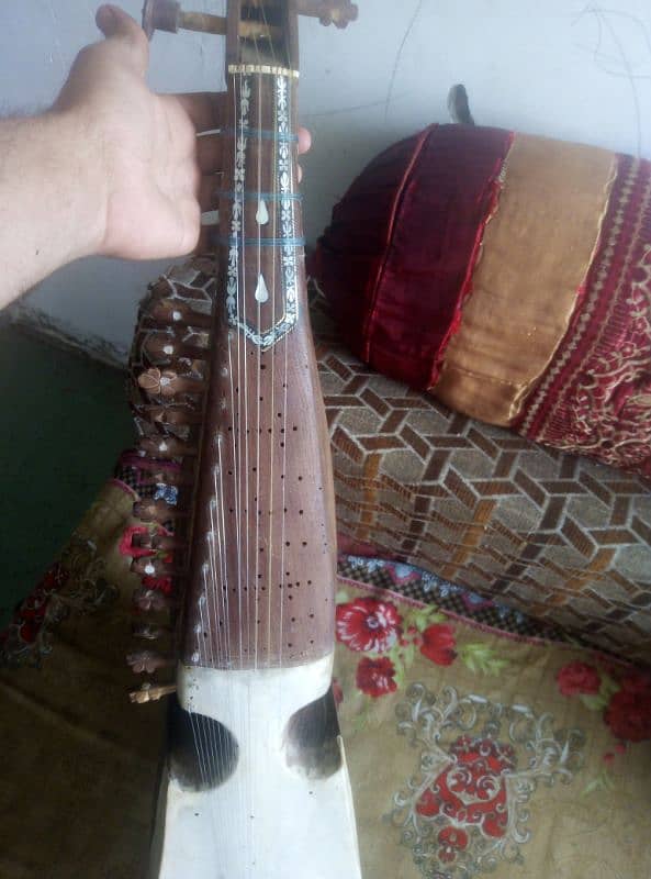 Rabab 4