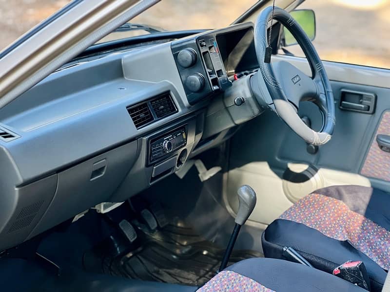 Suzuki Mehran VXR 2015 12