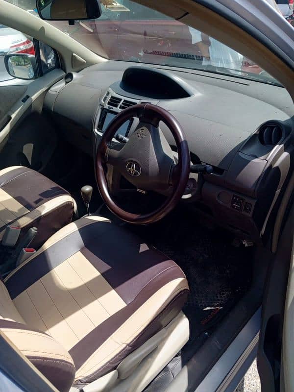 Toyota Vitz 2014 4