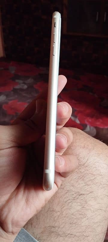 IPHONE 7 PLUS 128GB PTA APPROVED 4