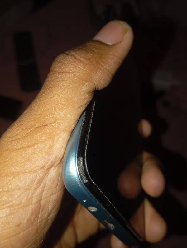 Infinix hot10i 4/128 4