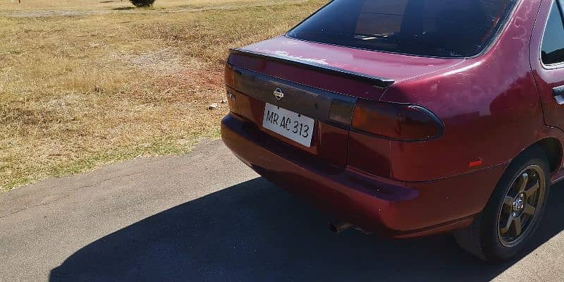 Nissan Sunny 1998 totally genuine 10