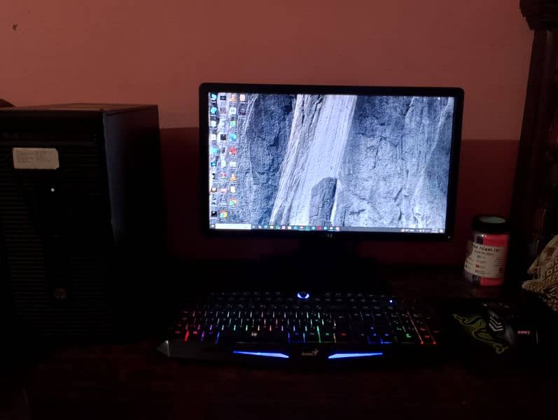 Gaming PC AMD A8 Graphics For Sale 0