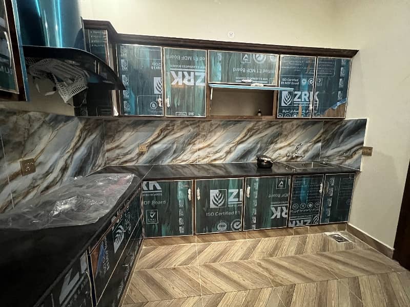 12 Marla Brand New House For Sale At Hot Block G1 Near Doctors Hospital 9