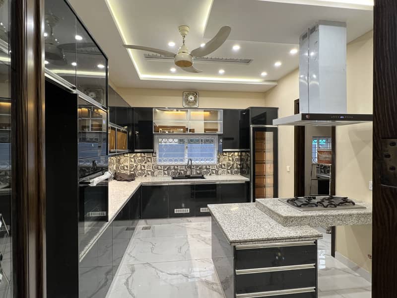 1 Kanal Brand New Luxury House For Sale In Wapda Town Phase 1, Lahore 7