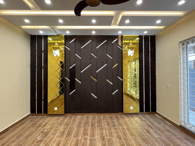 1 Kanal Brand New Luxury House For Sale In Wapda Town Phase 1, Lahore 18