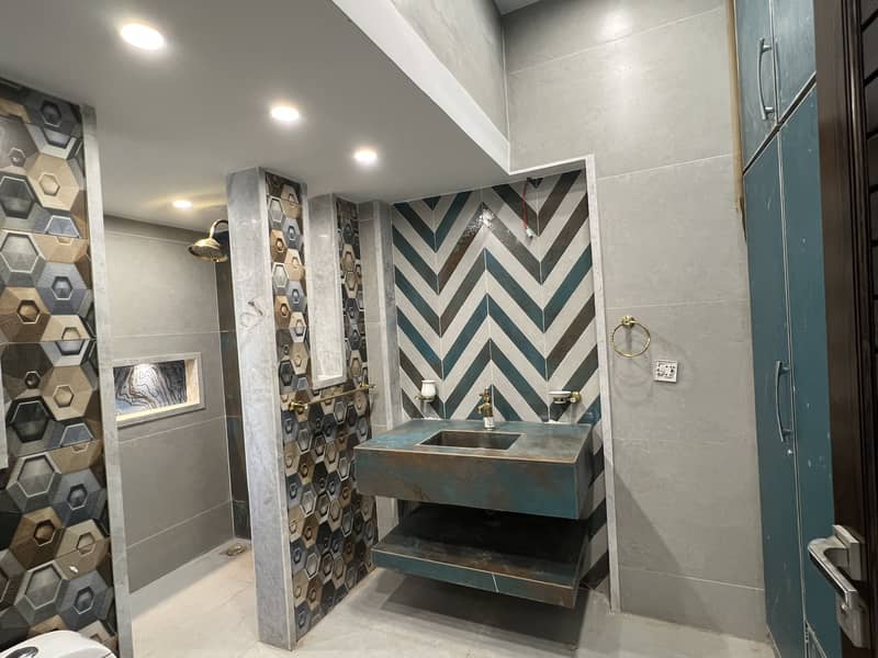 1 Kanal Brand New Luxury House For Sale In Wapda Town Phase 1, Lahore 24