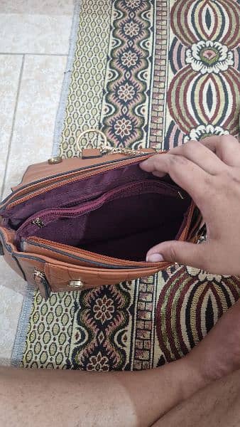 STUNNING BROWN BAG WITH EXCELLENT CONDITION 2