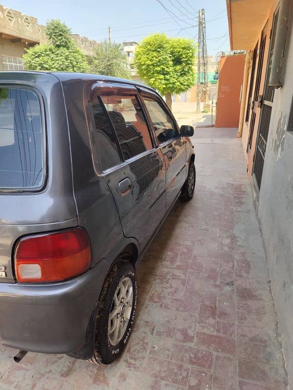 Daihatsu Cuore 2011 Automatic 6