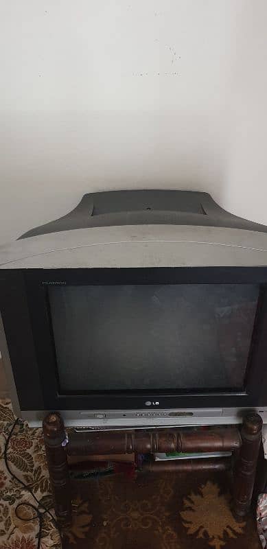 LG TV 1