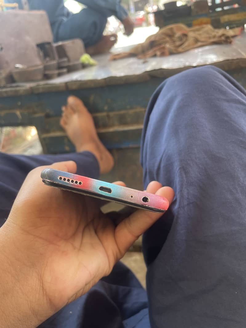 Vivo y17 1000% original panel  original battery 2