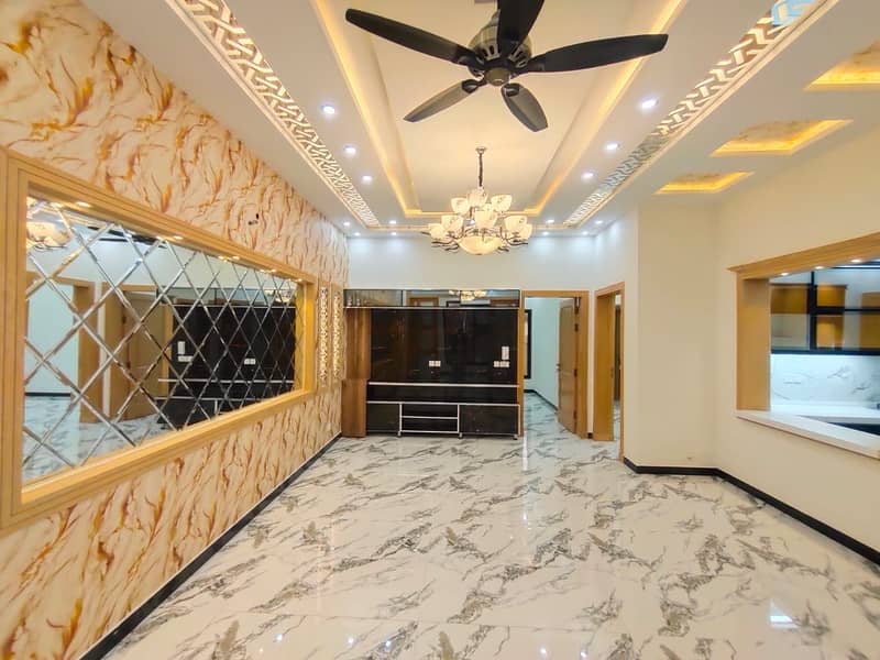 10 Marla Solar House For Rent Like Brand New 14