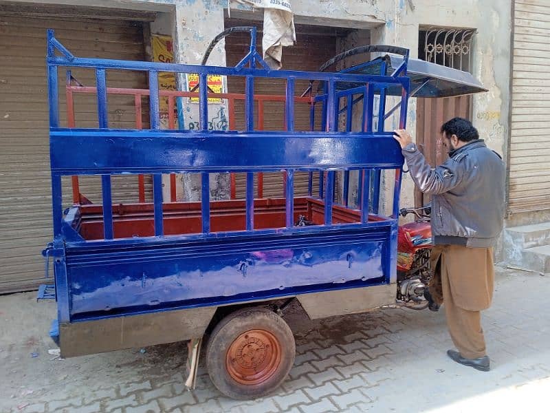 united 100 CC loading riksaw 1