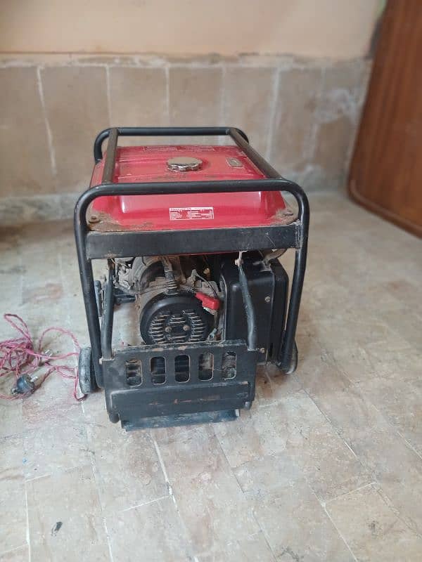 honda EG 6500CXS 5.5 KVA 9