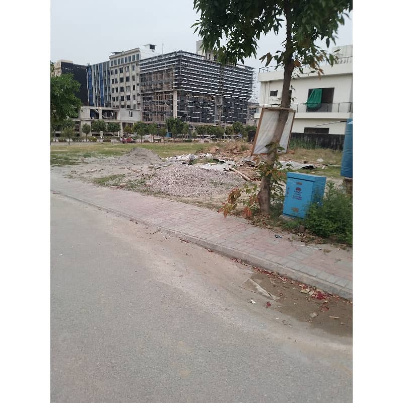 10 Marla Residential Plot Available. For Sale In Top City 1 Block F Islamabad. 26