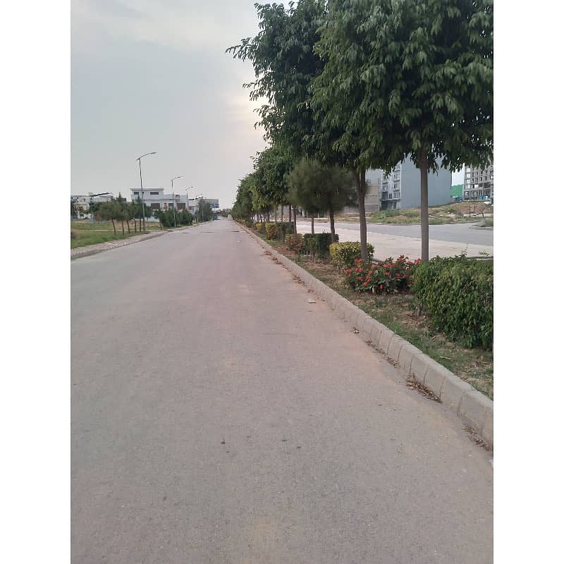 1 Kanal ( 50*90 ) Residential Plot Available. For Sale In Top City 1 Block C Islamabad. 33