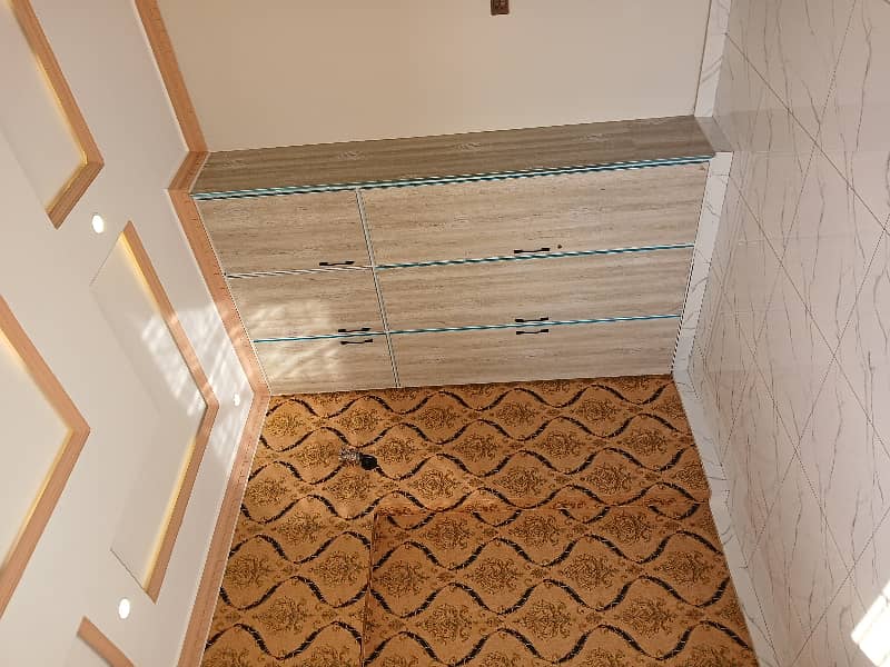 10 Marla brand new house ideal location near to canal road 40