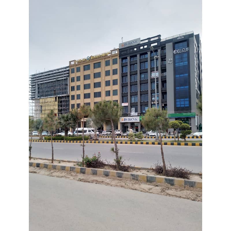 10 Marla Corner Residential Plot Available. For Sale in Top City 1 Block D Islamabad. Hafeez Jalandari Road. 39