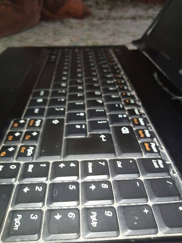 Lenevo Laptop Core i3, 3rd Generation 1