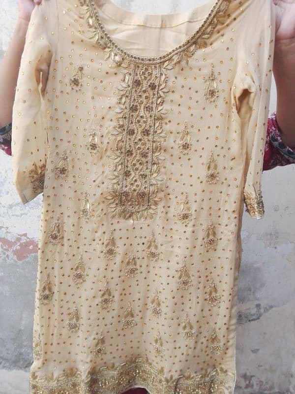 Lehnga used kam dabky ka kam hai price 15000 7