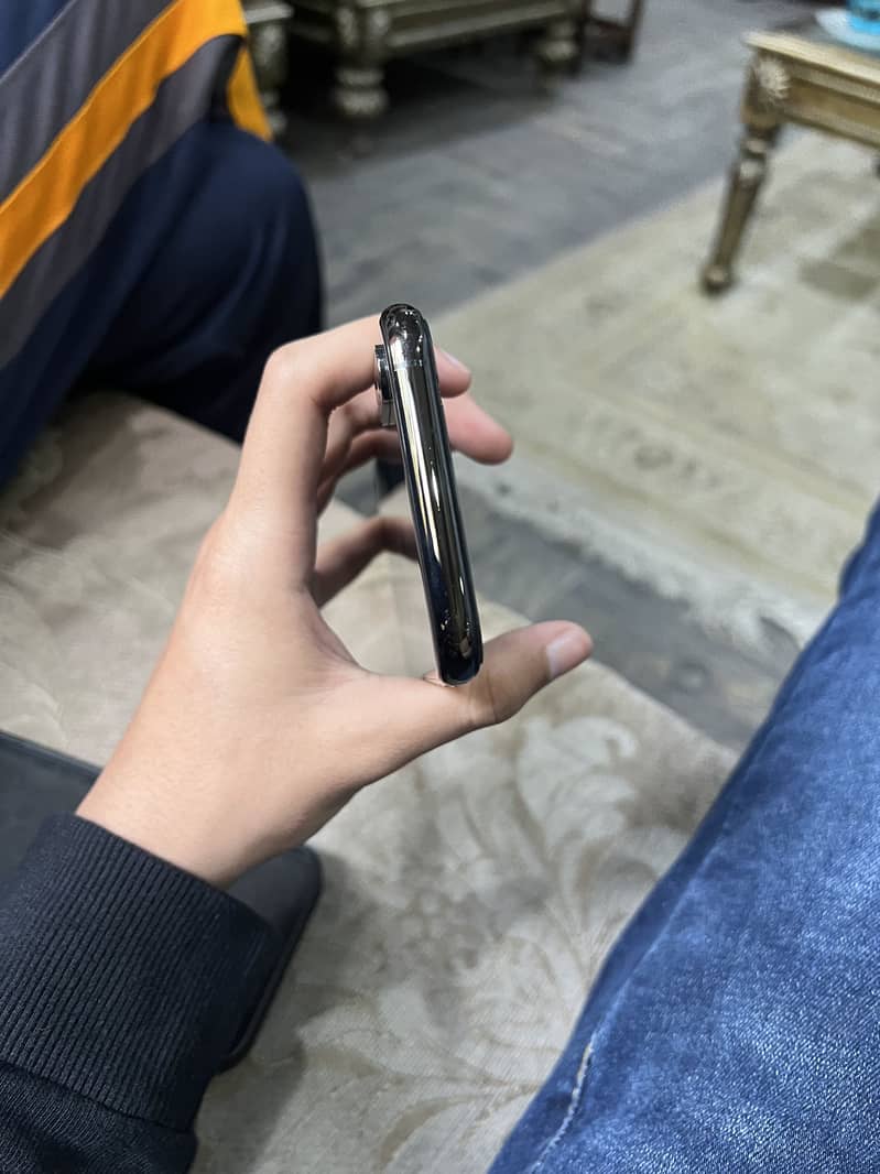 iPhone xs non pta 3