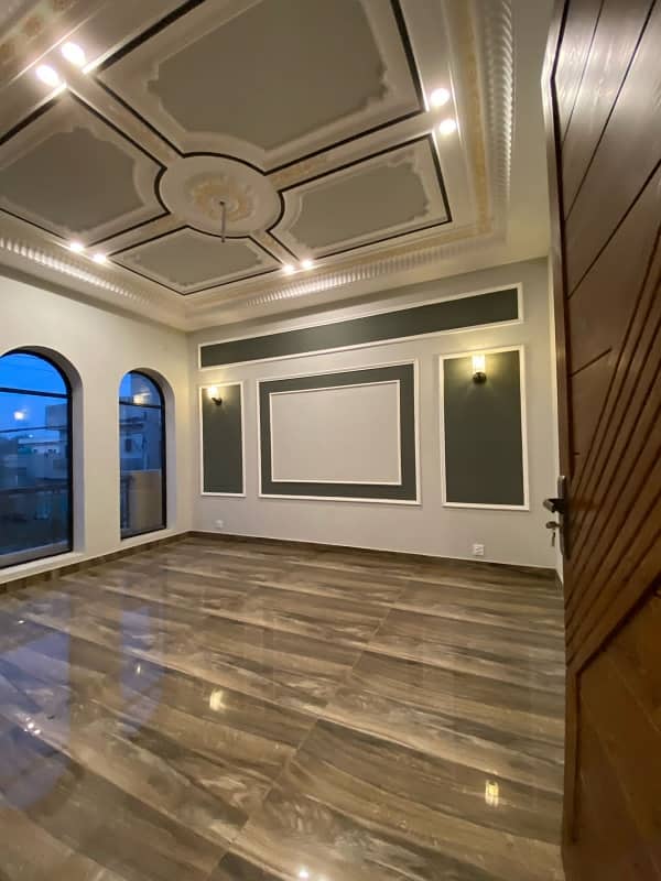 Get In Touch Now To Buy A Prime Location House In Bosan Road 22