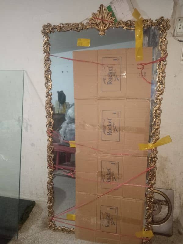 almost new elegant mirror 3