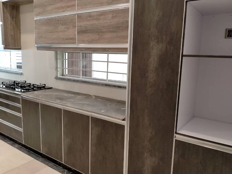 G-10/4 SUNFACE 40X80 DOUBLE UNIT HOUSE GOOD INCOMING RENT 2