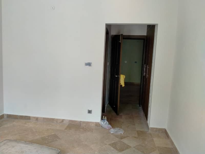 G-10/4 SUNFACE 40X80 DOUBLE UNIT HOUSE GOOD INCOMING RENT 4
