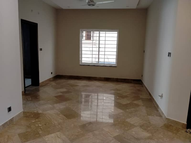 G-10/4 SUNFACE 40X80 DOUBLE UNIT HOUSE GOOD INCOMING RENT 15
