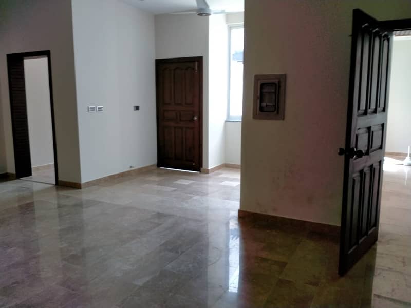G-10/4 SUNFACE 40X80 DOUBLE UNIT HOUSE GOOD INCOMING RENT 20